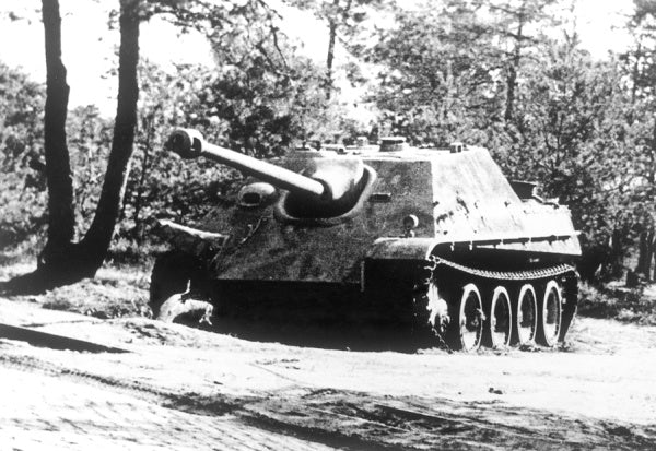 Kriegsmaschinen des 2. Weltkriegs - Panzer (Neuauflage) (4 DVDs) – Bild 4– JETZT KAUFEN BEI GLACIER GAMES .at