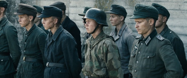 Unter dem Sand - Das Versprechen der Freiheit (Blu-ray) – Bild 2– JETZT KAUFEN BEI GLACIER GAMES .at