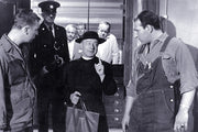 Pater Brown - Die besten Kriminalfälle (2 Blu-rays) – Bild 3– JETZT KAUFEN BEI GLACIER GAMES .at
