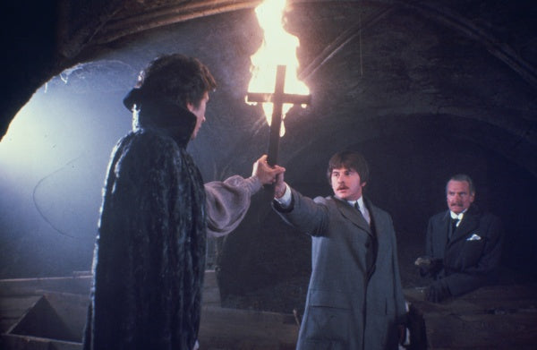 Dracula (1979) - Cinema Edition (2 DVDs) – Bild 6– JETZT KAUFEN BEI GLACIER GAMES .at