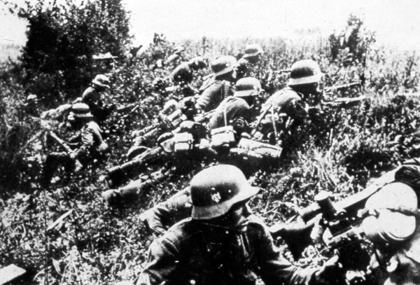 Spezialeinheiten des Zweiten Weltkrieges (4 DVDs) – Bild 3– JETZT KAUFEN BEI GLACIER GAMES .at