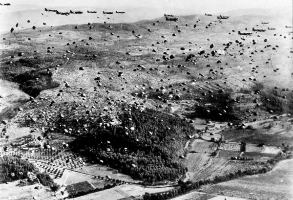 Luftangriffe des Zweiten Weltkrieges (4 DVDs) – Bild 6– JETZT KAUFEN BEI GLACIER GAMES .at