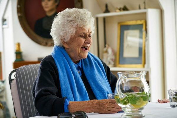 Tea with the Dames - Ein unvergesslicher Nachmittag (DVD) – Bild 3– JETZT KAUFEN BEI GLACIER GAMES .at