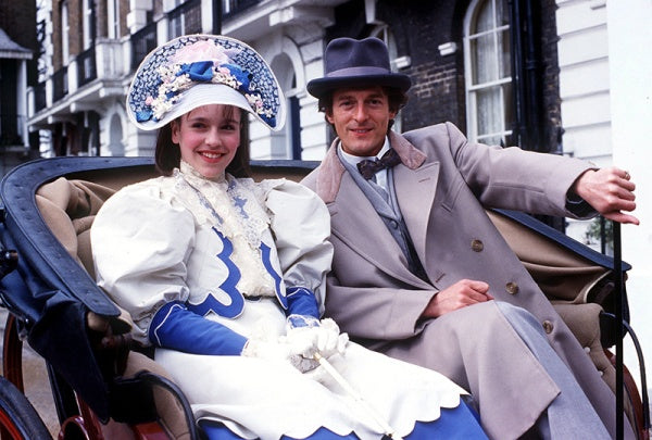 Sara - Die kleine Prinzessin Classics (2 DVDs) – Bild 2– JETZT KAUFEN BEI GLACIER GAMES .at