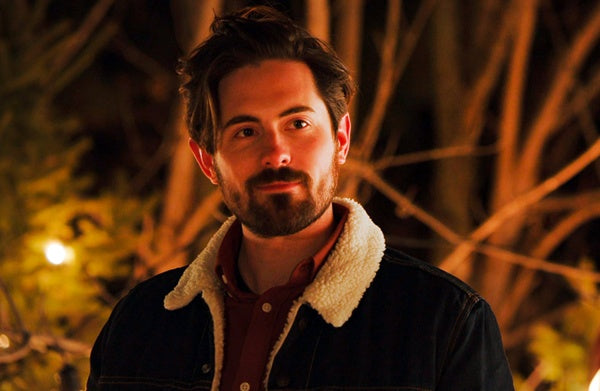 Snowkissed - Verliebt an Weihnachten (DVD) – Bild 2– JETZT KAUFEN BEI GLACIER GAMES .at