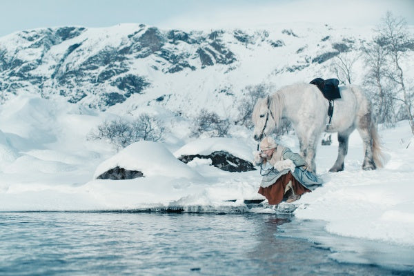Drei Haselnüsse für Aschenbrödel (Mediabook, 4K-UHD + 2 Blu-rays) – Bild 2– JETZT KAUFEN BEI GLACIER GAMES .at