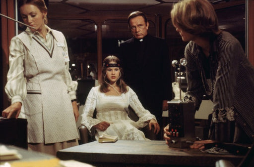 Exorzist 2: Der Ketzer (Mediabook, 2 Blu-rays) – Bild 2– JETZT KAUFEN BEI GLACIER GAMES .at