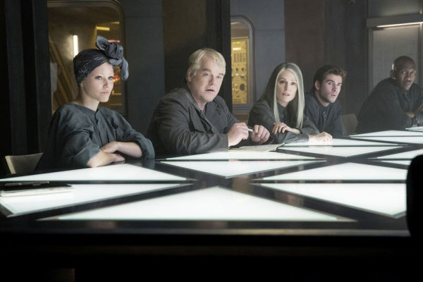Die Tribute von Panem Gesamtedition (4 DVDs) – Bild 2– JETZT KAUFEN BEI GLACIER GAMES .at