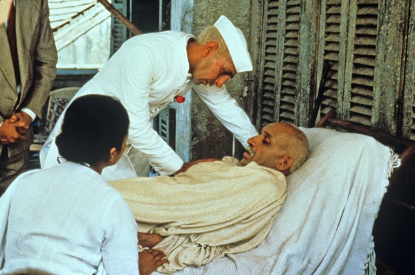 Gandhi (2 Blu-rays) – Bild 3– JETZT KAUFEN BEI GLACIER GAMES .at