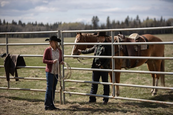 Heartland - Paradies für Pferde, Staffel 13 (Neuauflage) (4 DVDs) – Bild 5– JETZT KAUFEN BEI GLACIER GAMES .at