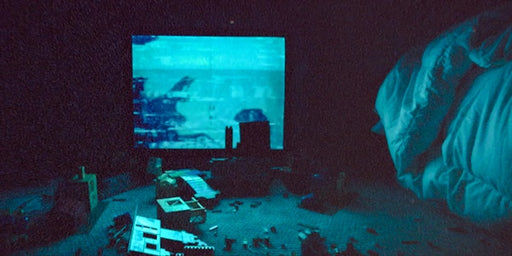 Skinamarink (Mediabook, Blu-ray+DVD) – Bild 2– JETZT KAUFEN BEI GLACIER GAMES .at