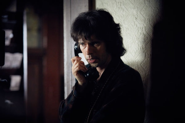 A Very English Scandal - Season 1 (DVD) – Bild 2– JETZT KAUFEN BEI GLACIER GAMES .at