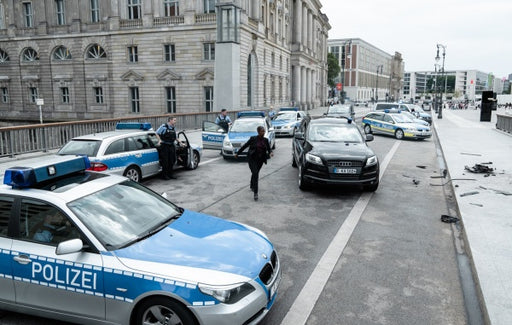 Retribution (4K-UHD+Blu-ray) – Bild 2– JETZT KAUFEN BEI GLACIER GAMES .at