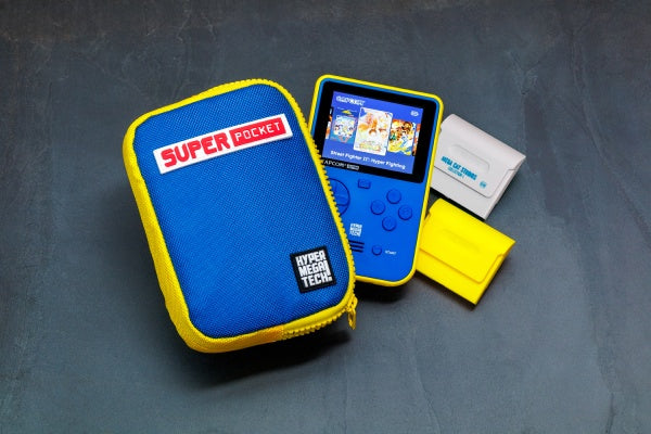 Blaze Evercade HMT Super Pocket Fabric Case (Capcom) Blue/Yellow – Bild 5– JETZT KAUFEN BEI GLACIER GAMES .at
