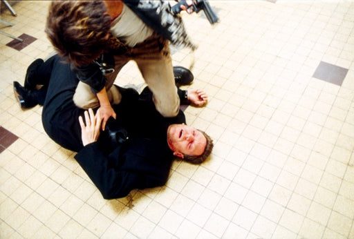 Nikita (2 Blu-rays) – Bild 2– JETZT KAUFEN BEI GLACIER GAMES .at