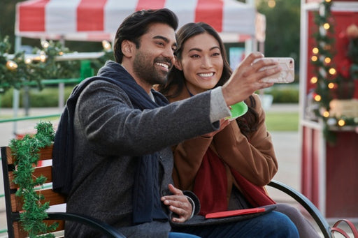 Lauren und die Geister der Liebe - Eine total romantische Weihnachtsgeschichte (DVD)– JETZT KAUFEN BEI GLACIER GAMES .at