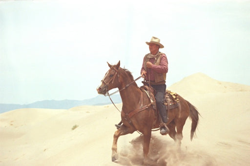 Dreckiges Gold (Mediabook, Blu-ray+DVD) – Bild 2– JETZT KAUFEN BEI GLACIER GAMES .at