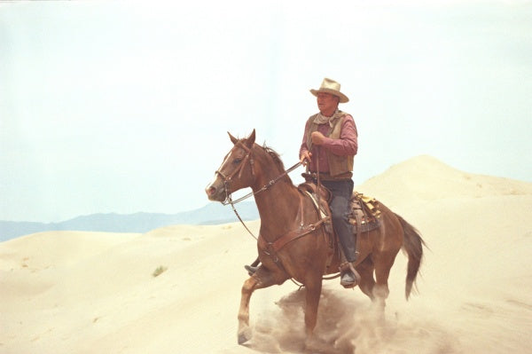 Dreckiges Gold (Mediabook, Blu-ray+DVD) – Bild 2– JETZT KAUFEN BEI GLACIER GAMES .at