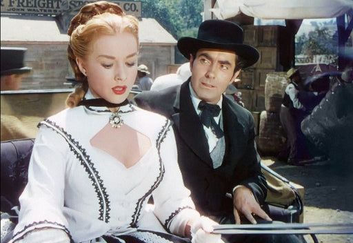 Die Welt gehört ihm (DVD) – Bild 2– JETZT KAUFEN BEI GLACIER GAMES .at