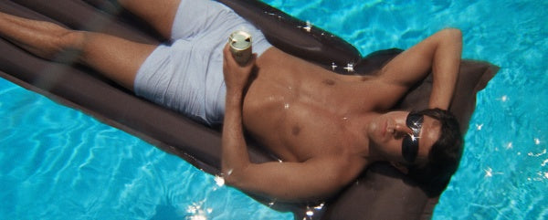 Die Reifeprüfung - Collector's Edition (4K-UHD+Blu-ray+CD) – Bild 4– JETZT KAUFEN BEI GLACIER GAMES .at