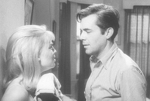 Darling (Blu-ray) – Bild 2– JETZT KAUFEN BEI GLACIER GAMES .at