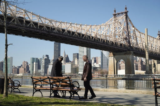 First Shift - New York Rookie (DVD) – Bild 2– JETZT KAUFEN BEI GLACIER GAMES .at