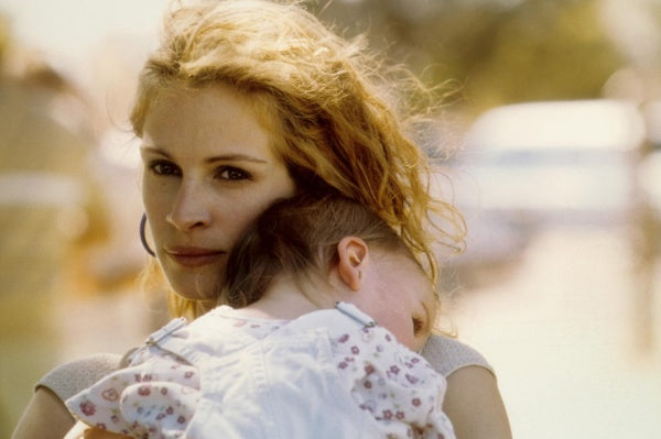 Erin Brockovich (4K-UHD+Blu-ray) – Bild 2– JETZT KAUFEN BEI GLACIER GAMES .at