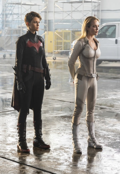 DC's Legends of Tomorrow: Die komplette 5. Staffel (Blu-ray) – Bild 3– JETZT KAUFEN BEI GLACIER GAMES .at