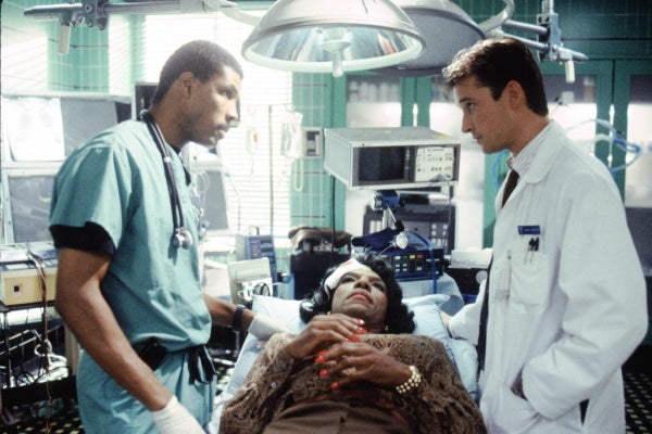 E.R. - Emergency Room: Die komplette 1. Staffel (DVD) – Bild 2– JETZT KAUFEN BEI GLACIER GAMES .at