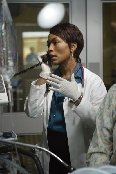 E.R. - Emergency Room: Die komplette 15. Staffel (DVD) – Bild 3– JETZT KAUFEN BEI GLACIER GAMES .at