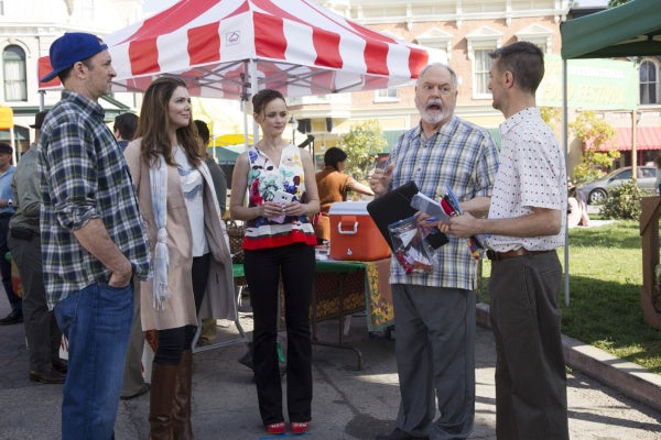 Gilmore Girls: Ein neues Jahr (DVD) – Bild 2– JETZT KAUFEN BEI GLACIER GAMES .at