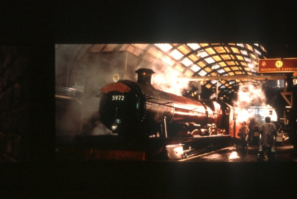 Harry Potter und der Stein der Weisen + Magical Movie Modus (4K UHD) – Bild 5– JETZT KAUFEN BEI GLACIER GAMES .at