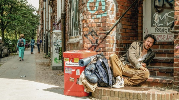 Rocca verändert die Welt (Blu-ray) – Bild 3– JETZT KAUFEN BEI GLACIER GAMES .at