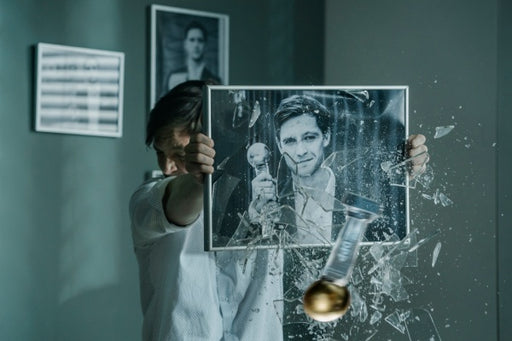 Tausend Zeilen (Blu-ray) – Bild 2– JETZT KAUFEN BEI GLACIER GAMES .at