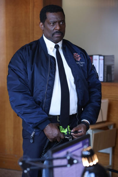 Chicago Fire: Staffel 12 (DVD) – Bild 2– JETZT KAUFEN BEI GLACIER GAMES .at
