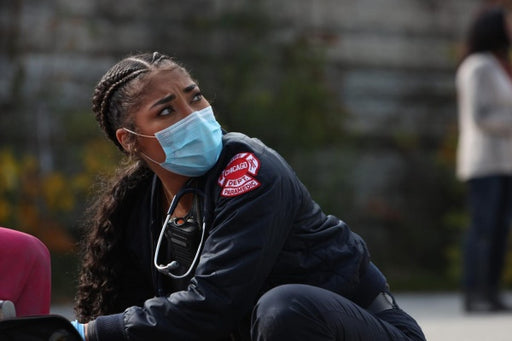 Chicago Fire: Staffel 9 (DVD) – Bild 2– JETZT KAUFEN BEI GLACIER GAMES .at