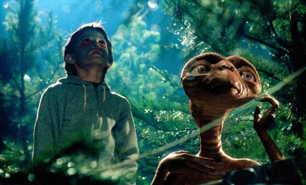 E.T. - Der Außerirdische (Blu-ray) – Bild 2– JETZT KAUFEN BEI GLACIER GAMES .at