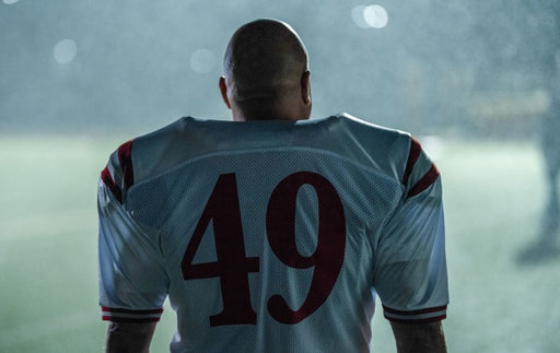 The Senior - Ein Traum, ein Wille, ein letztes Spiel (DVD) – Bild 2– JETZT KAUFEN BEI GLACIER GAMES .at