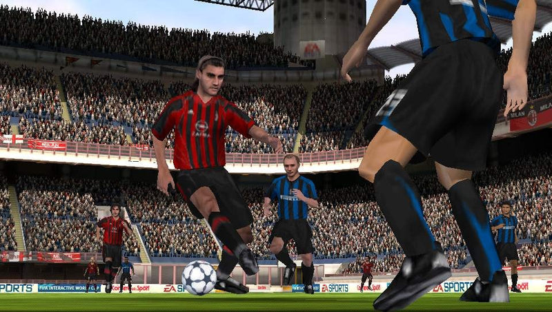 FIFA 06 (GC) - Mit OVP, ohne Anleitung (Nintendo GameCube) – Bild 2– JETZT KAUFEN BEI GLACIER GAMES .at