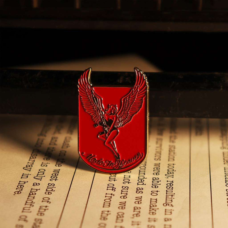 Resident Evil 2: 25th Anniversary XL Pin Badge – Bild 3– JETZT KAUFEN BEI GLACIER GAMES .at