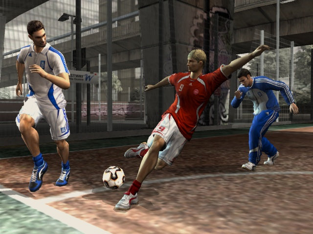 FIFA Street 2 [Platinum] (PS2) - Nur CD – Bild 3– JETZT KAUFEN BEI GLACIER GAMES .at